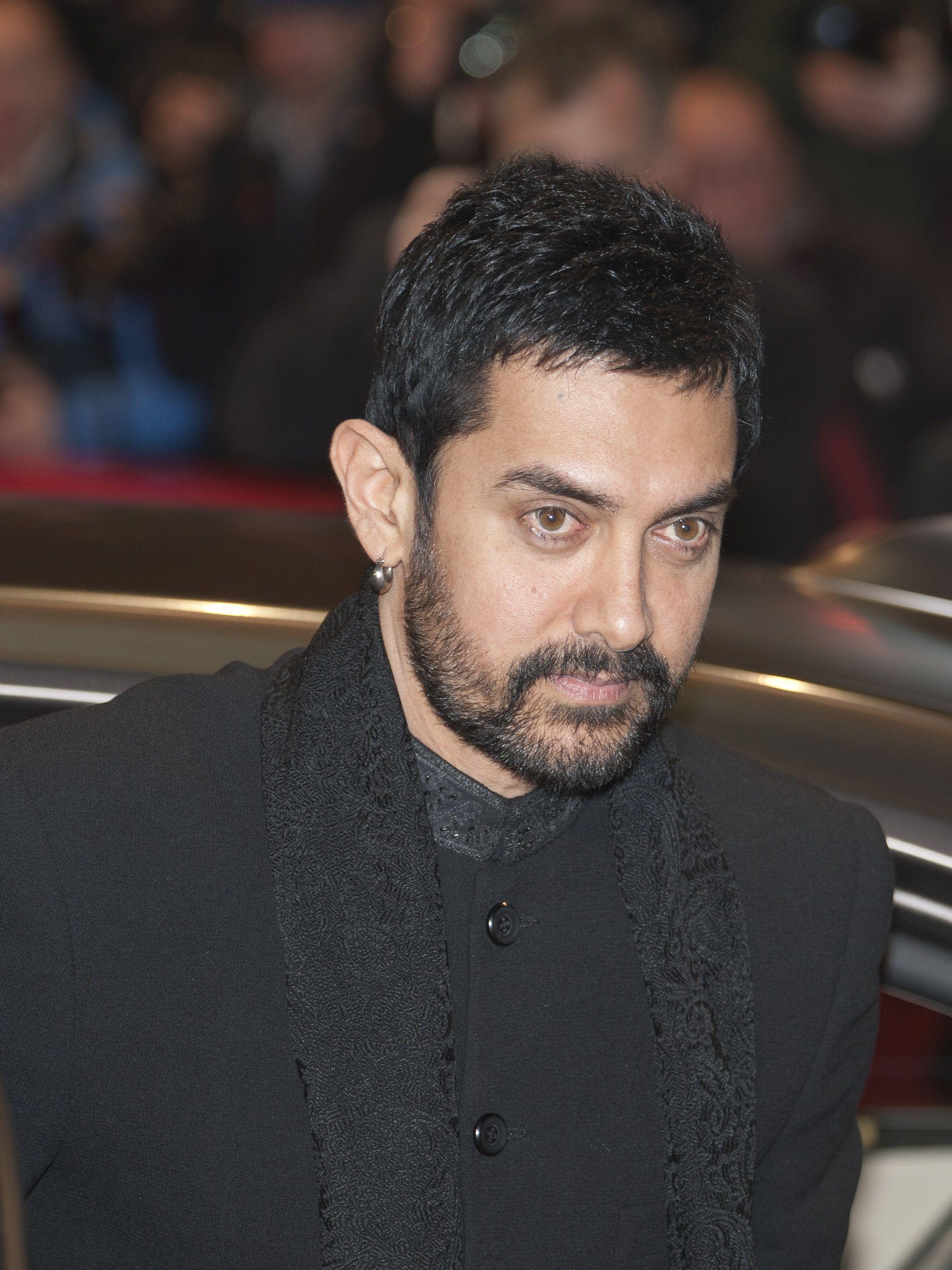 2124x2832 Aamir Khan Photo Image Wallpaper Pics Download