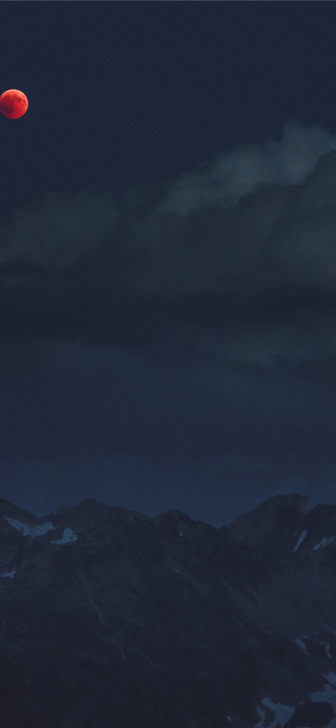 1125x2436 Blood Moon over a Dark Mountain iPhone 11 Wallpaper Free Download