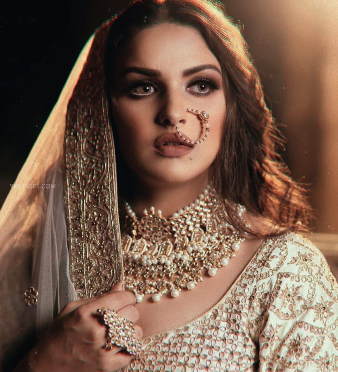 1080x1186 Himanshi Khurana Beautiful HD Photo & Mobile Wallpaper