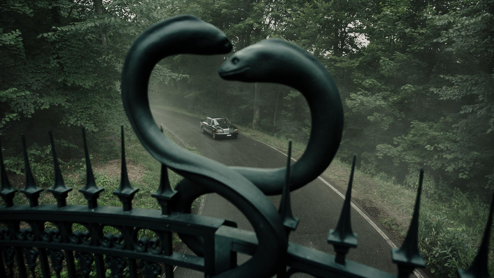 2048x1151 A Cure For Wellness High Quality Wallpaper