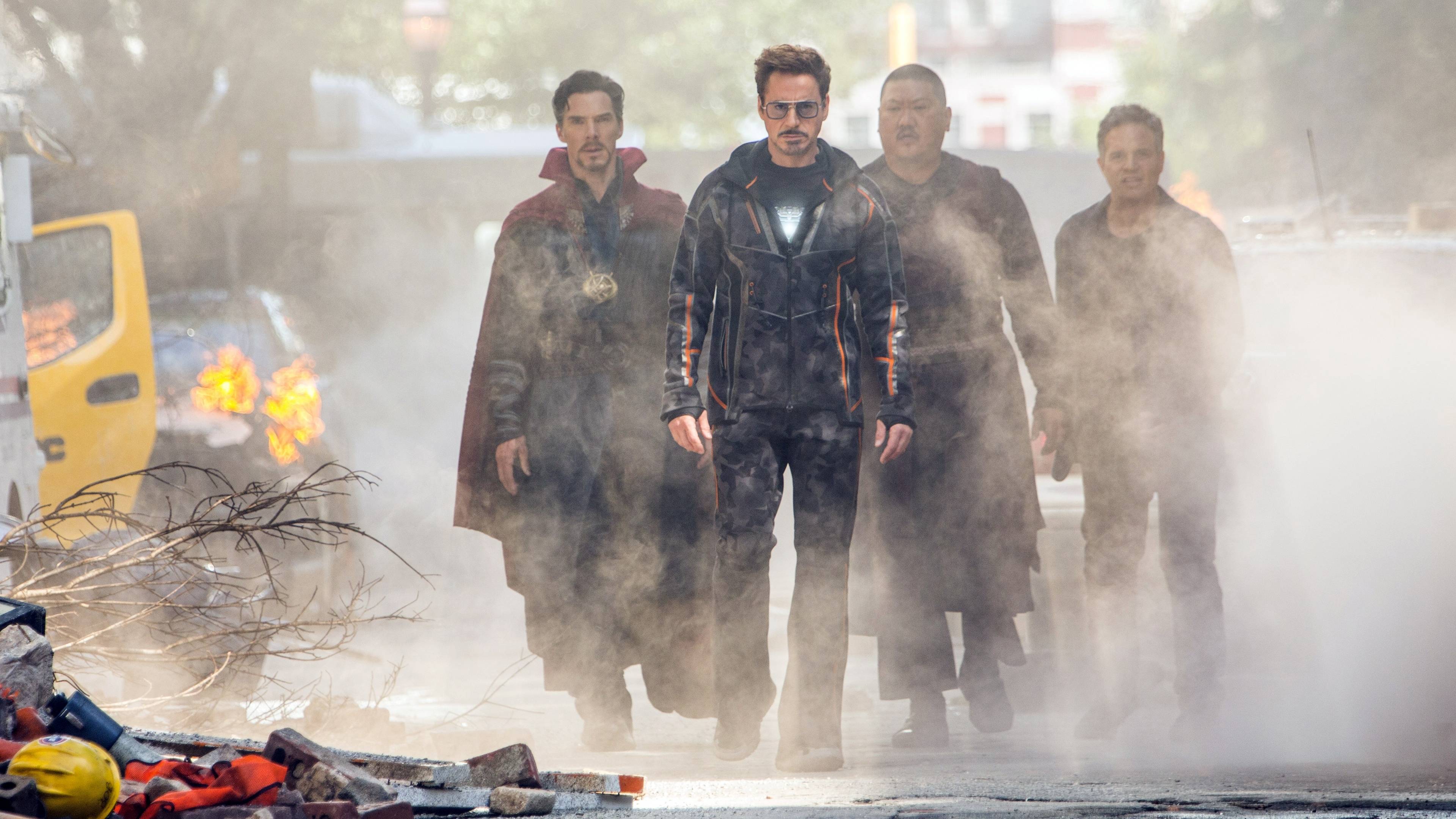 3840x2160 Avengers: Infinity War Tony Stark Doctor Strange 4K