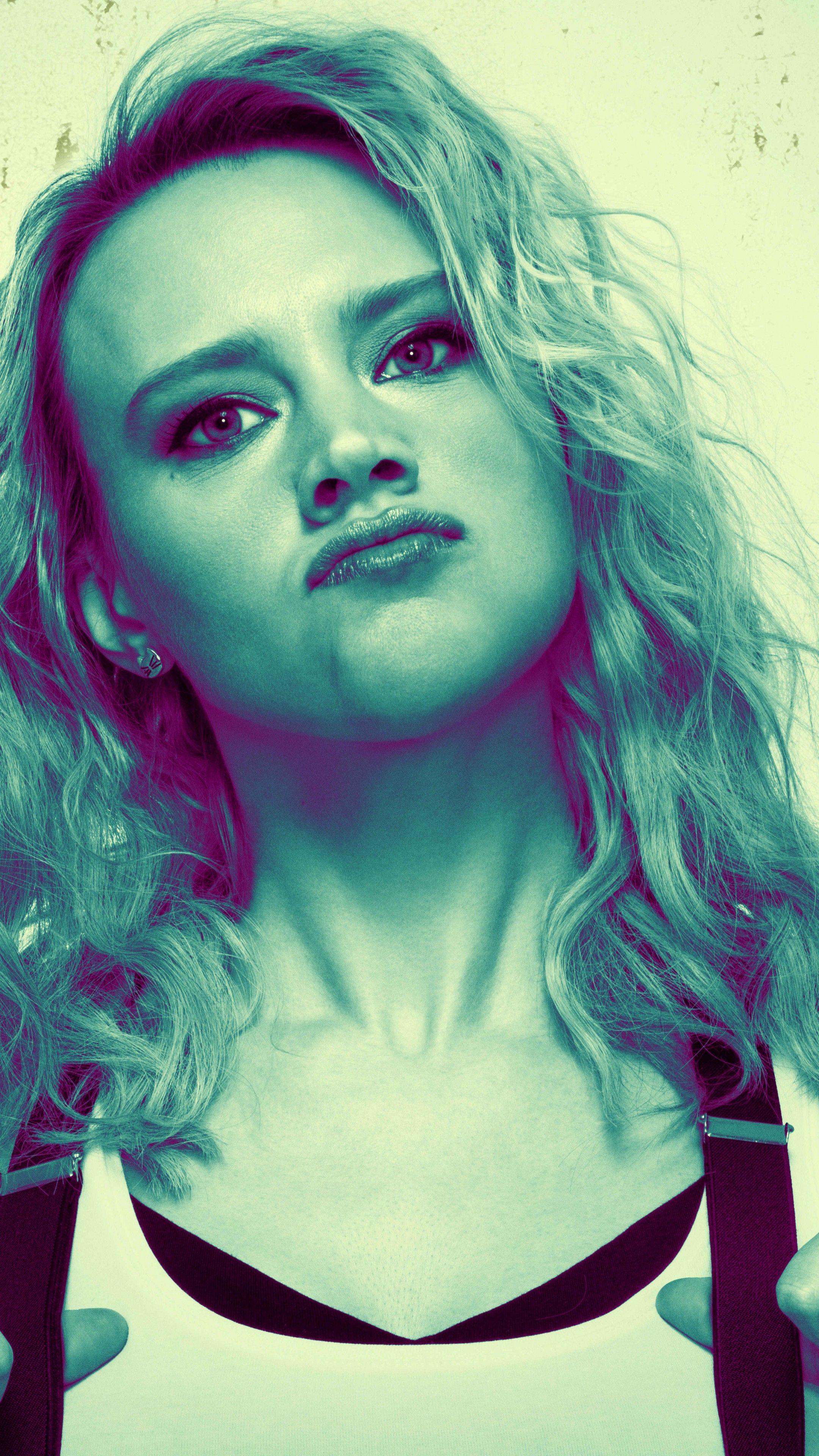 Kate Mckinnon Aliens Snl 84 - xof8i1f