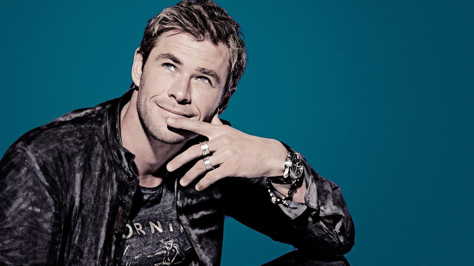 1600x900 Chris Hemsworth Photohoot Saturday Night Live Wallpaper