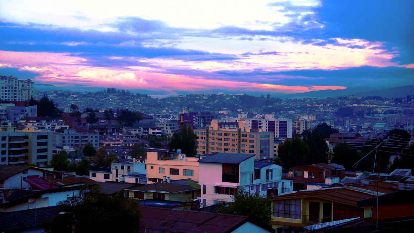1366x768 Ecuador Wallpaper