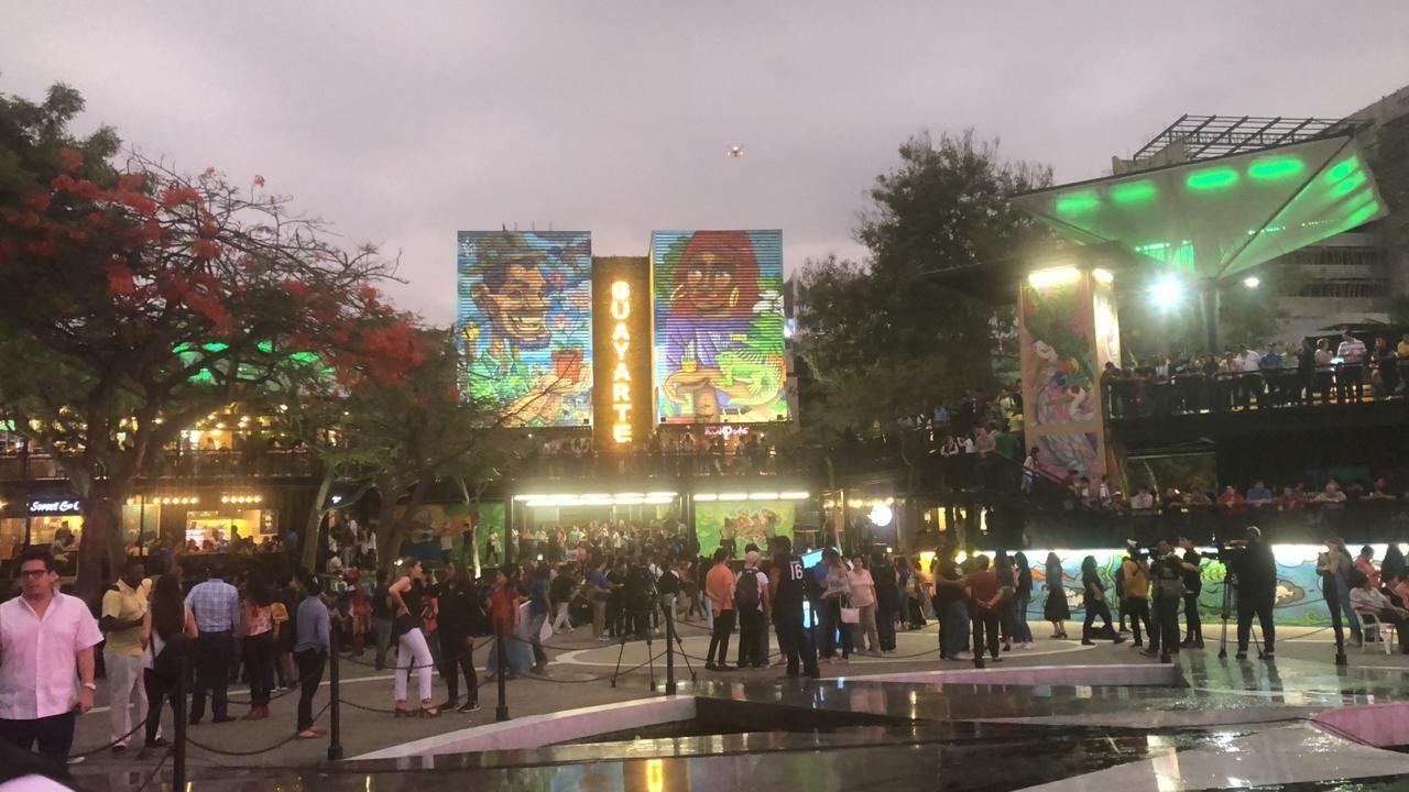 1280x720 paseo peatonal GuayaArte música arte vida nocturna en Guayaquil