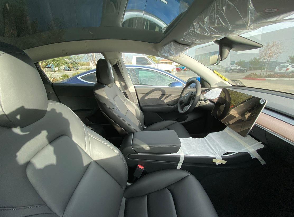 1113x825 Tesla Model Y Interior Image Show Never Before Seen Cabin Details