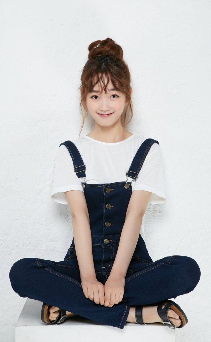740x1200 Lee Yoo Mi Wallpaper