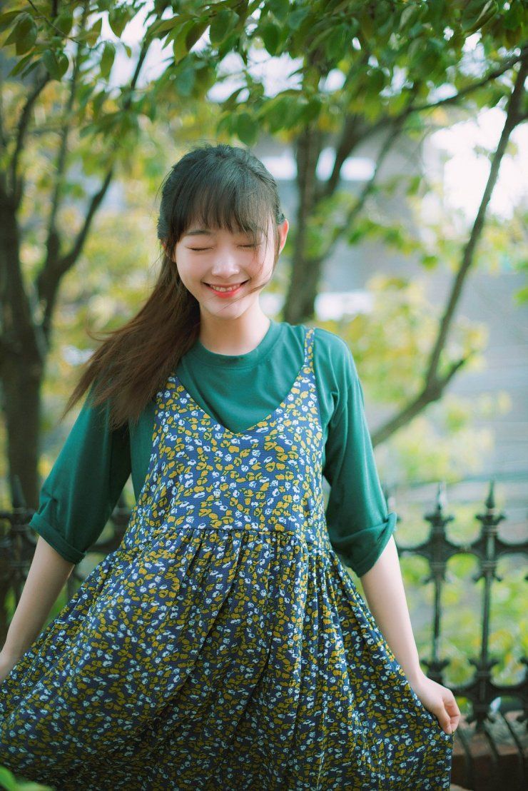 740x1108 Lee Yoo Mi Wallpaper