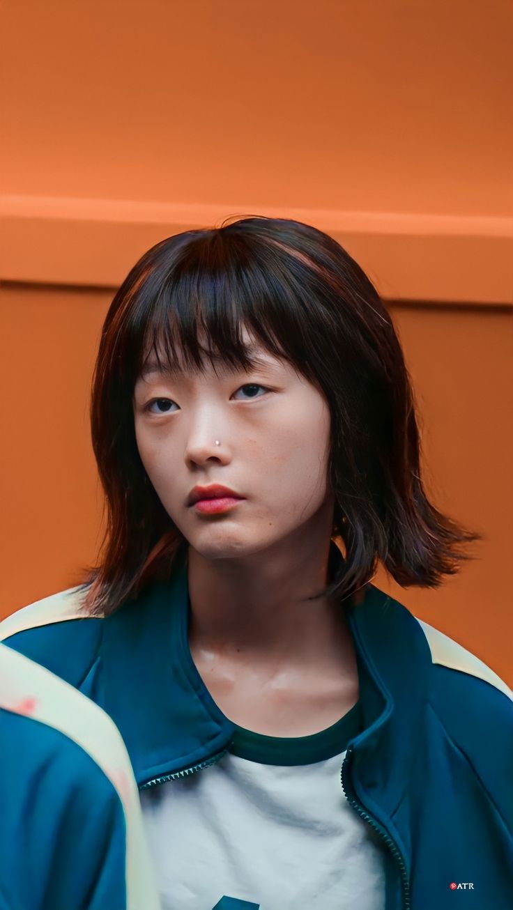 736x1306 Lee Yoo Mi HD Wallpaper