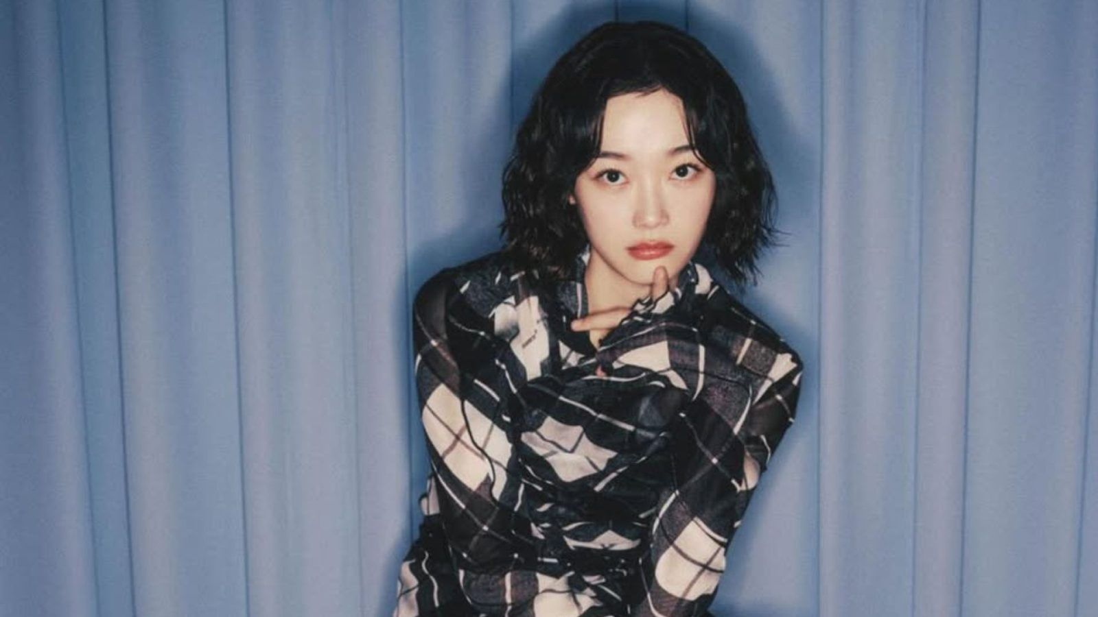 1600x900 Love 'Mr. Plankton' Star Lee Yoo Mi