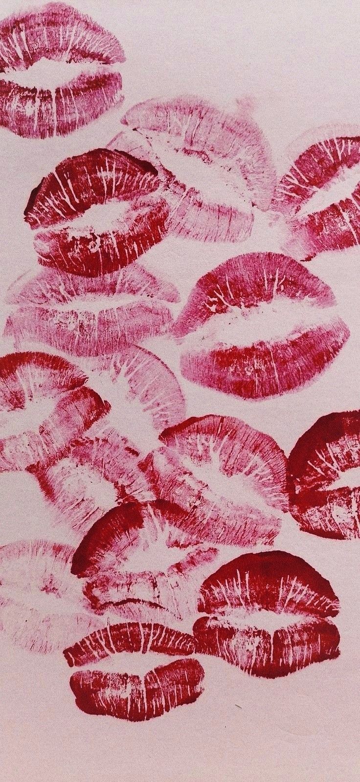 736x1600 Kisses wallpaper