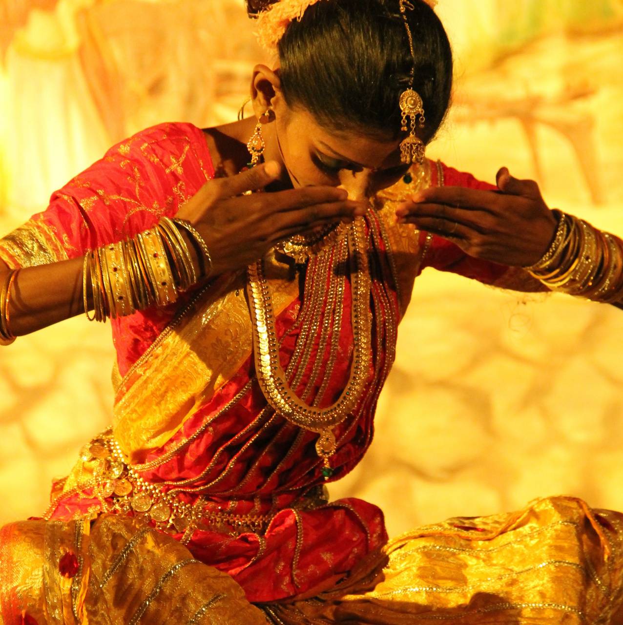 Bharatanatyam Wallpapers - Top Free Bharatanatyam Backgrounds -  WallpaperAccess