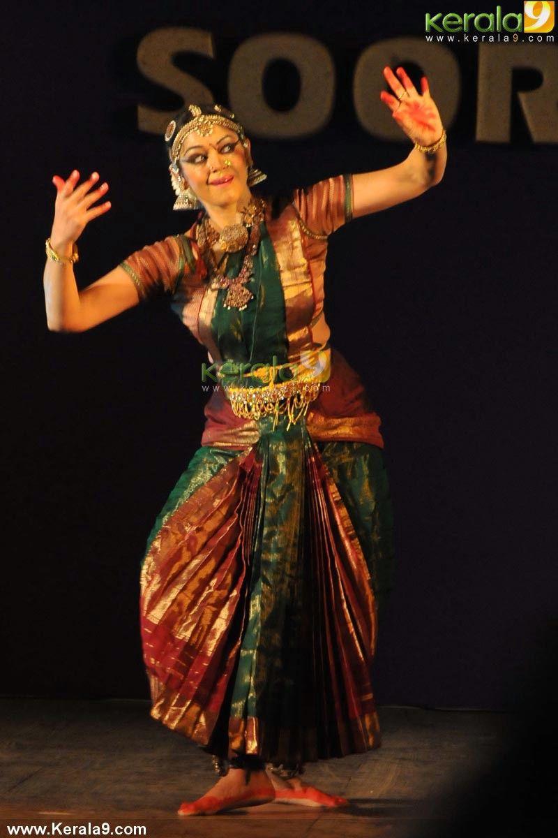 800x1200 wallpaper desktop: Shobana Photo and Wallpaper