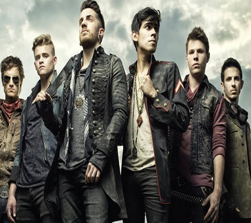 1006x895 Crown The Empire wallpaper
