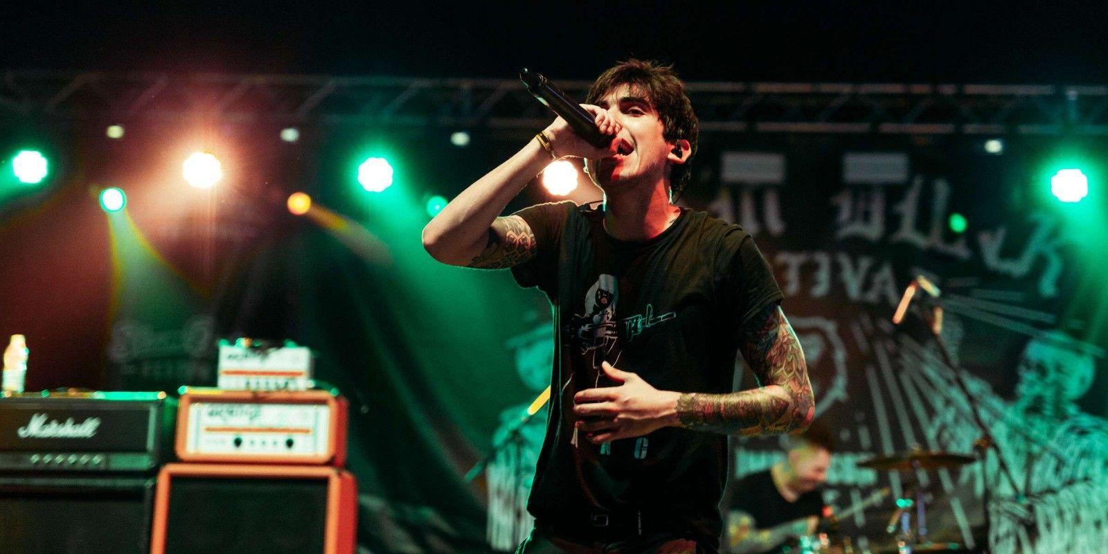 1600x800 Crown The Empire I Am