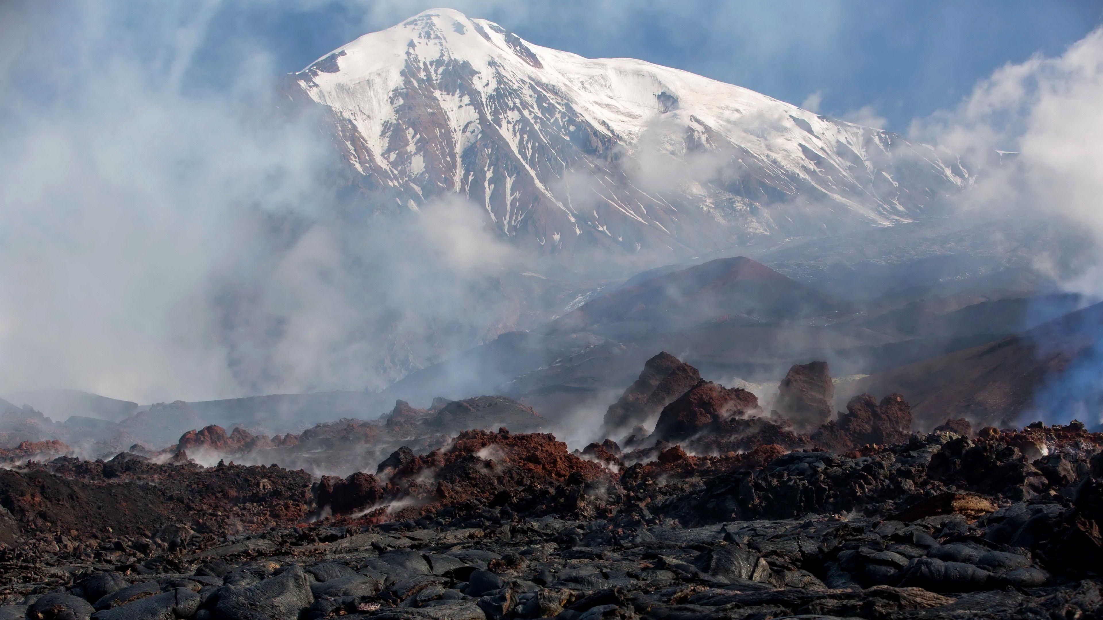 3840x2160 Wallpaper Kamchatka, 5k, 4k wallpaper, Russia, mountains, volcano