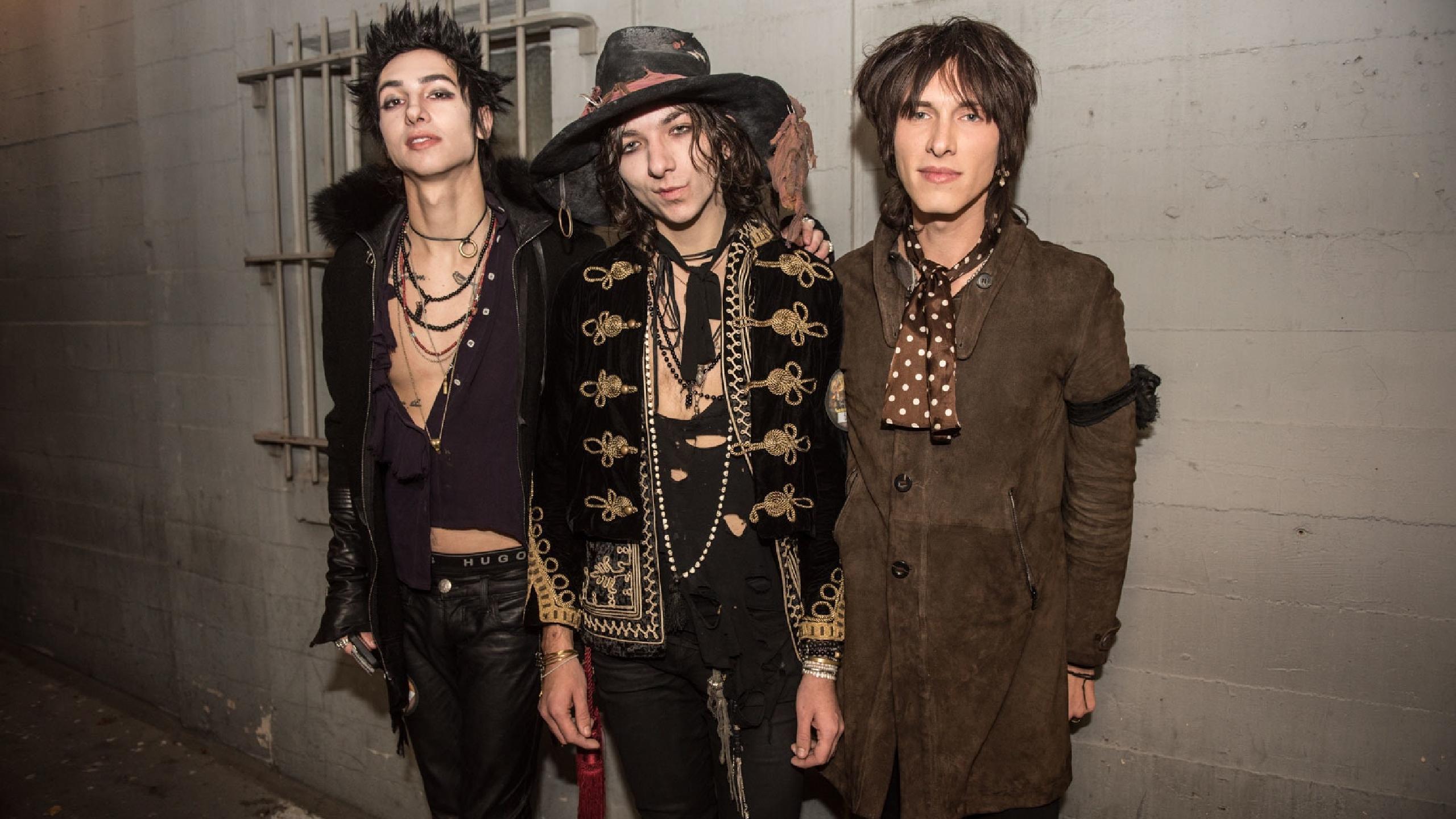 2560x1440 Palaye Royale tour dates 2020 2021. Palaye Royale tickets