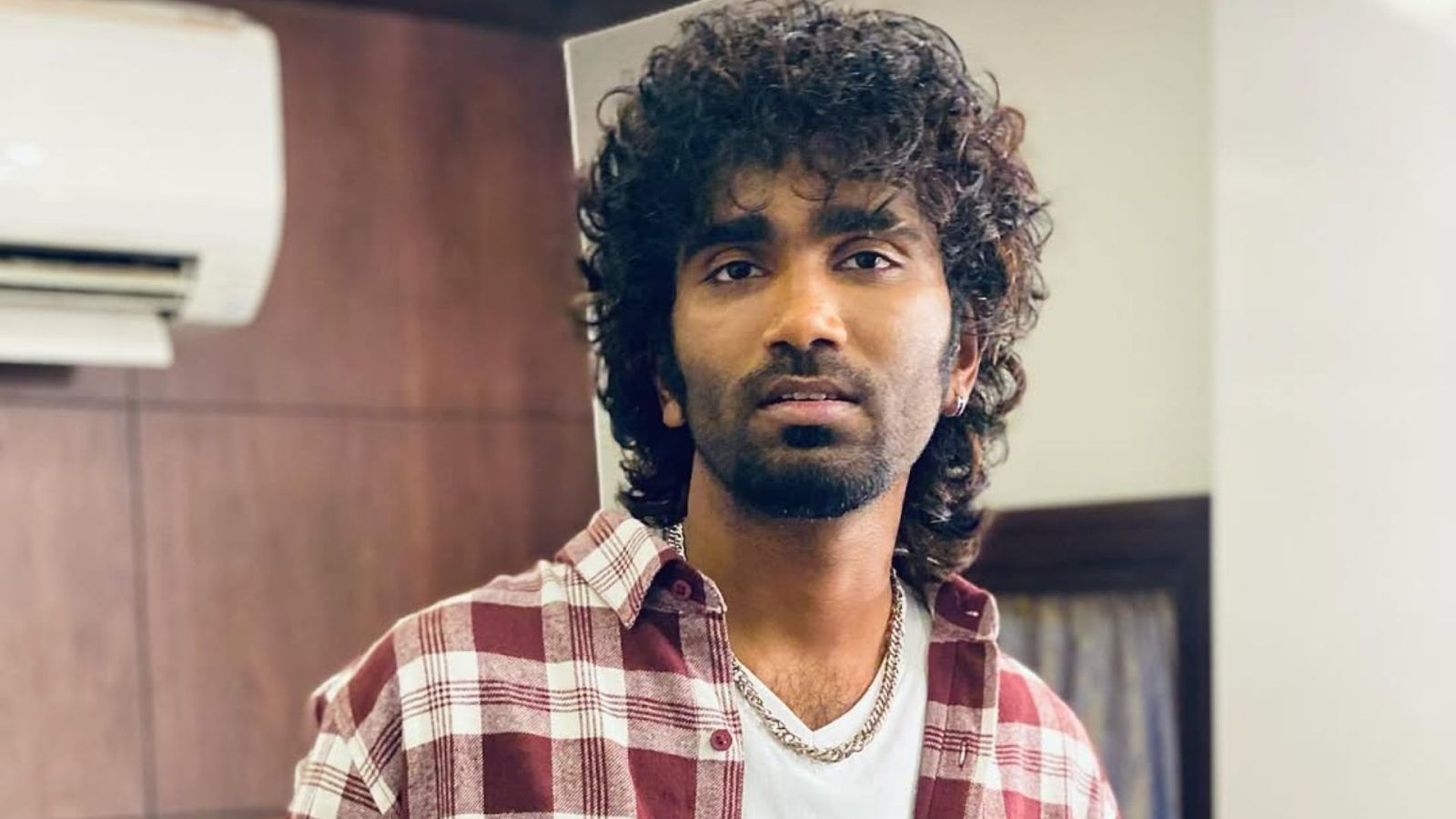 1600x900 Pradeep Ranganathan: The 'Dragon' who is ready to roar in Kollywood