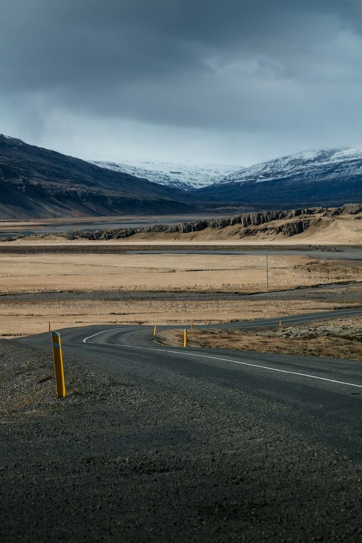 740x1110 The middle of nowhere Image