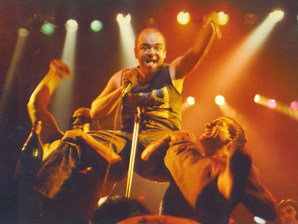 1024x768 A 30 años de la muerte de Luca Prodan: el mensajero musical del viejo mundo Río Negro