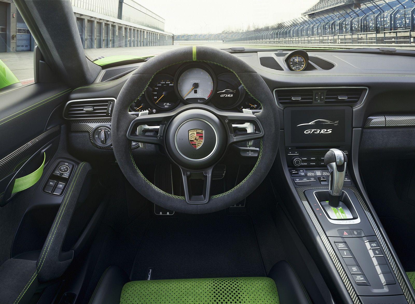 1600x1174 Porsche 911 GT3 RS Interior Cockpit Wallpaper (36)