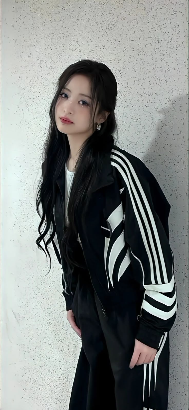 736x1595 cr. me. AHYEON WALLPAPER #babymonster