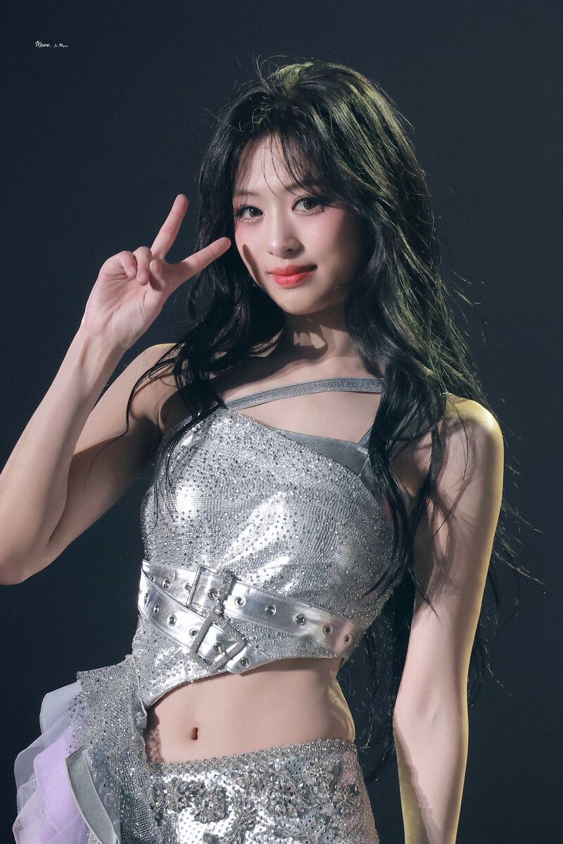 800x1199 AHYEON at 'HELLO MONSTERS' in Seoul DAY 1