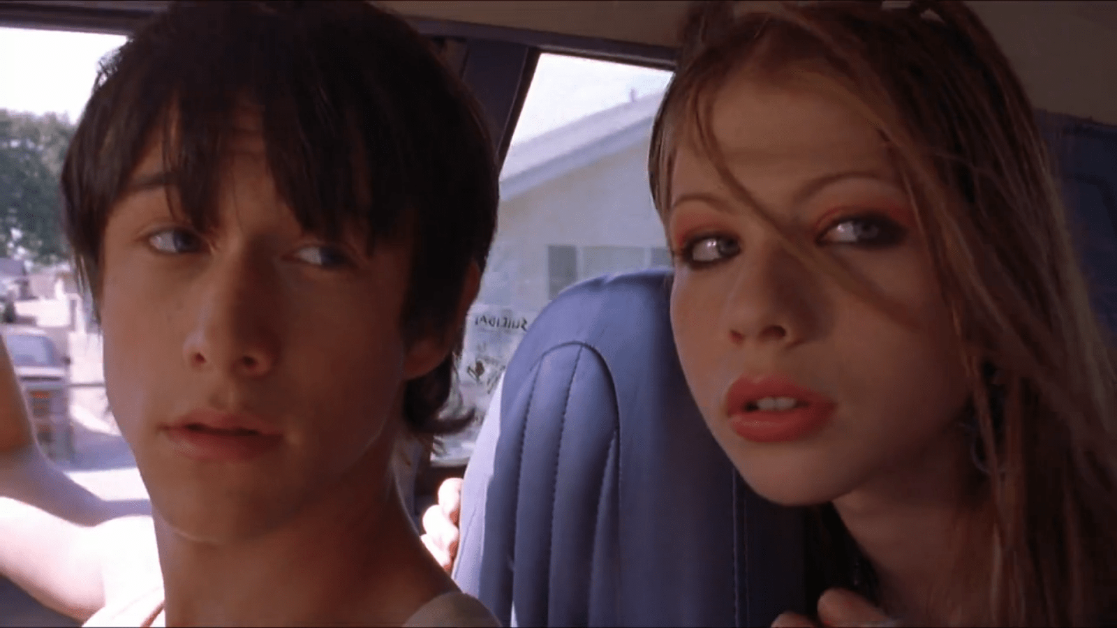 1600x900 Curbside Fashion: Film Muse: Mysterious Skin