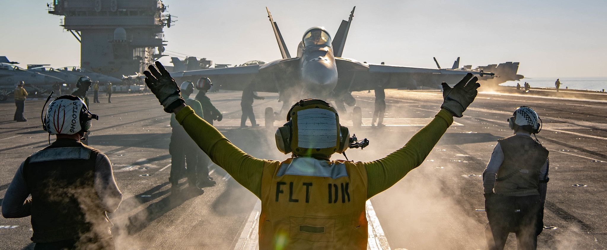 2047x846 Why The F A 18 Super Hornet Program Must Continue