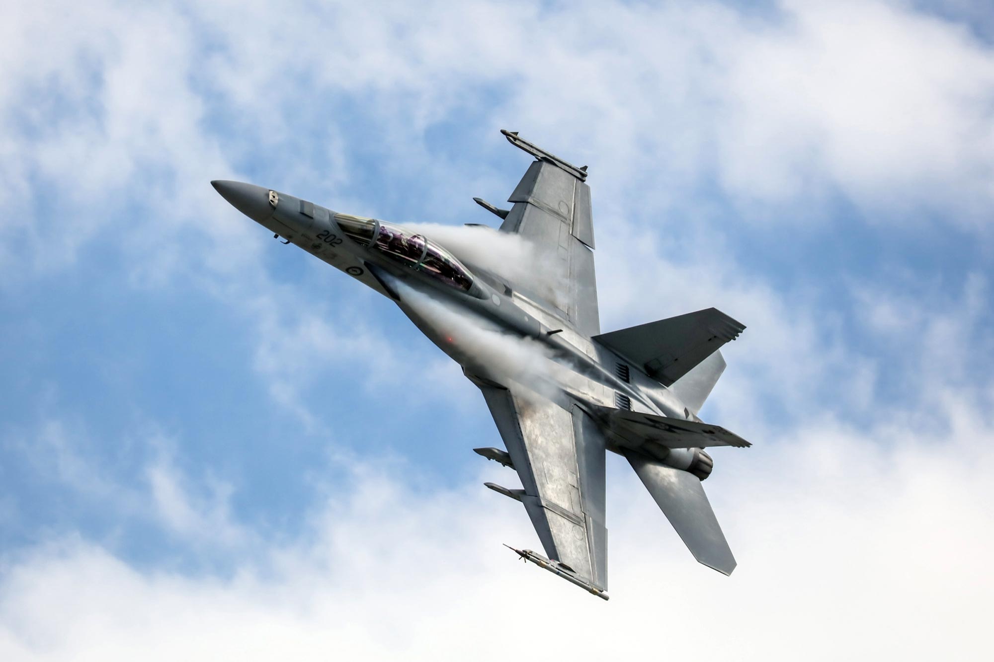 2000x1333 New Engine Design Could Muffle Roar of Fighter Jets