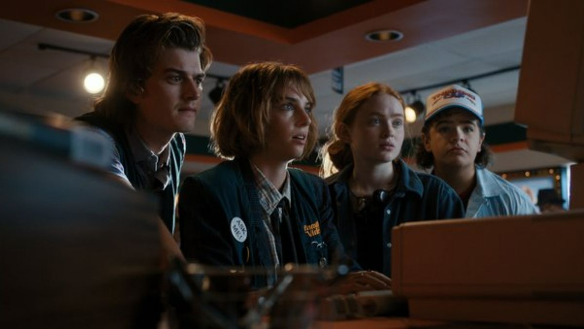 1200x676 STRANGER THINGS 4 Drops a Slate of Curious and Mysterious New Image