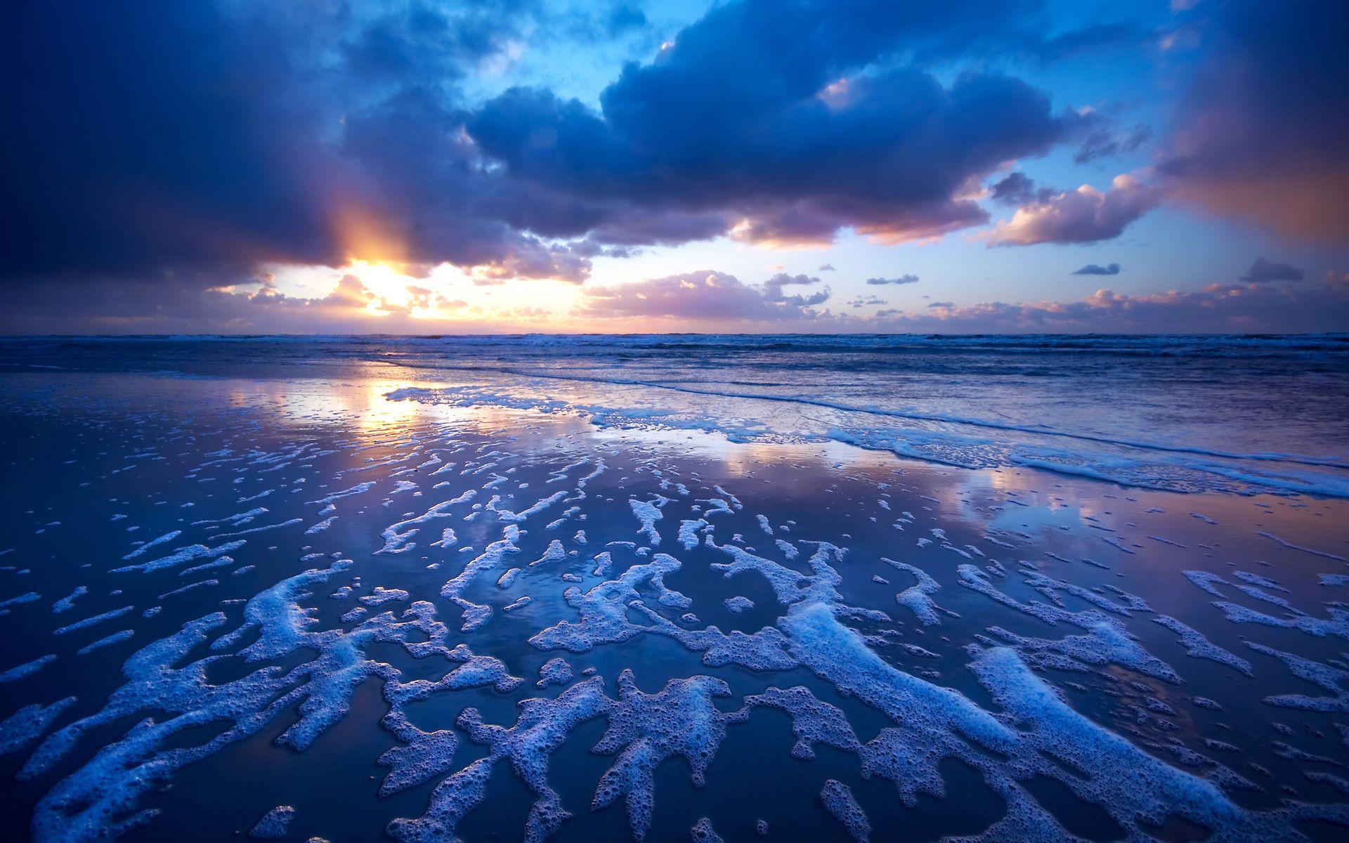 1920x1200 Sunset waves wallpaper