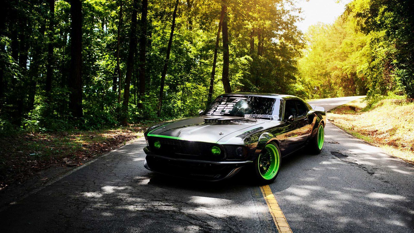 1600x900 Cars Nature Wallpaper