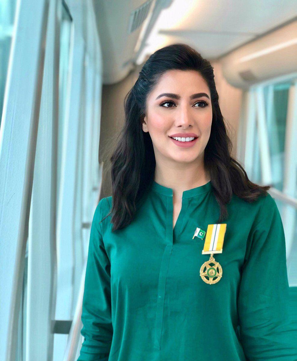 988x1200 Mehwish Hayat TI