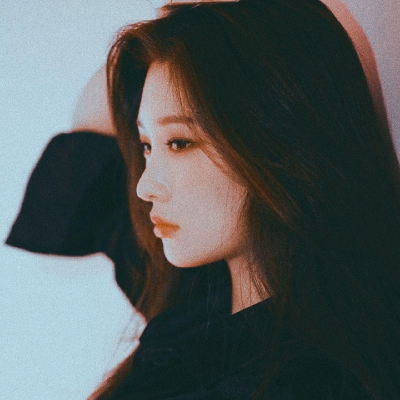 1280x1280 dia chaeyeon