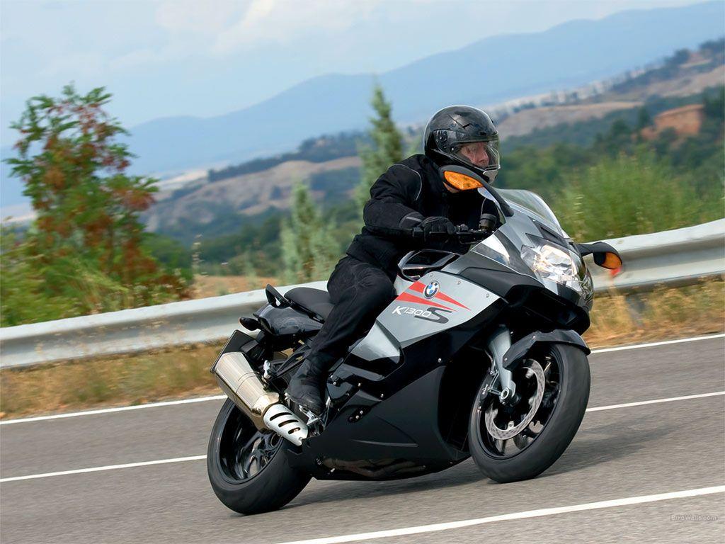 1024x768 Bike Wallpaper of BMW K 1300 S