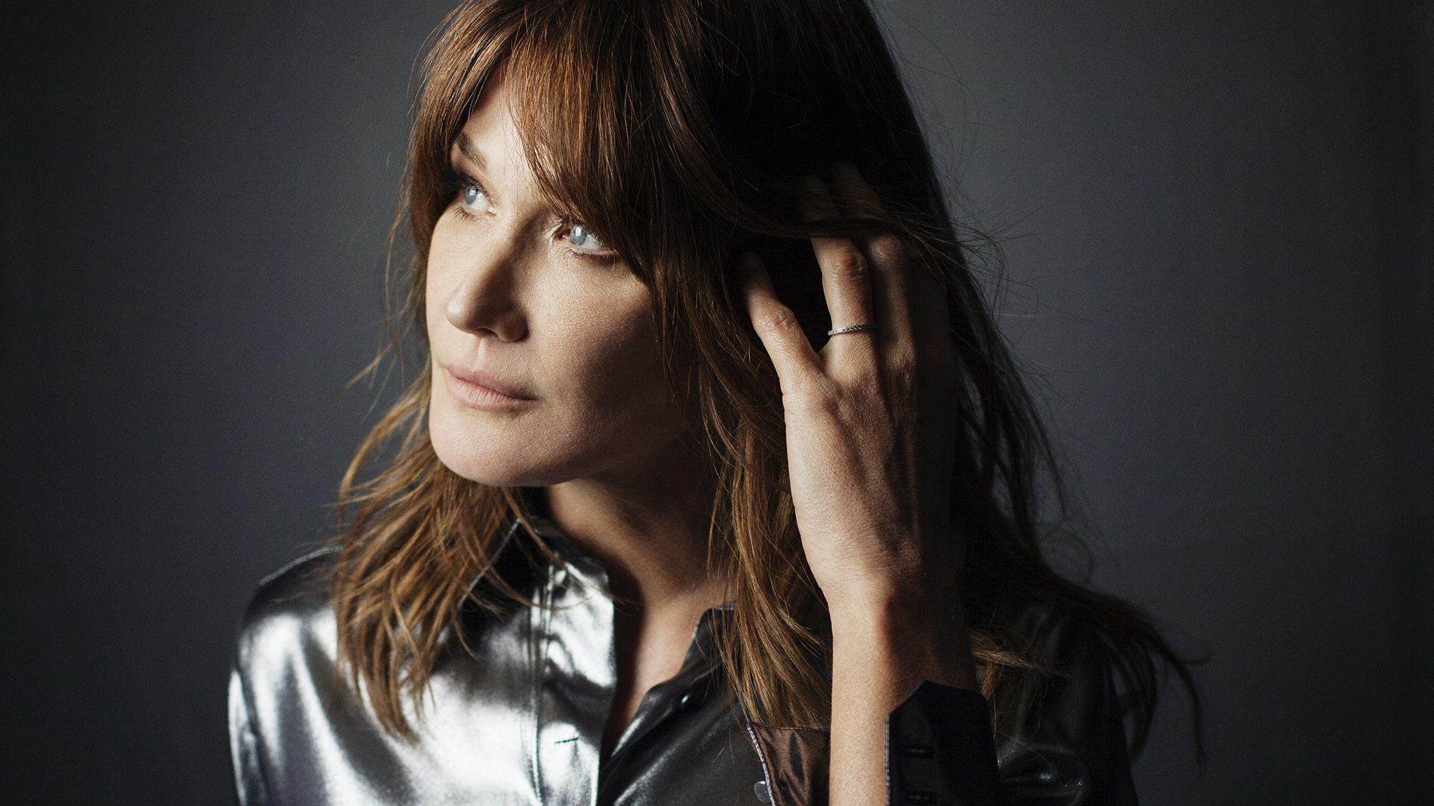 2048x1152 Q&A with singer, songwriter and model Carla Bruni
