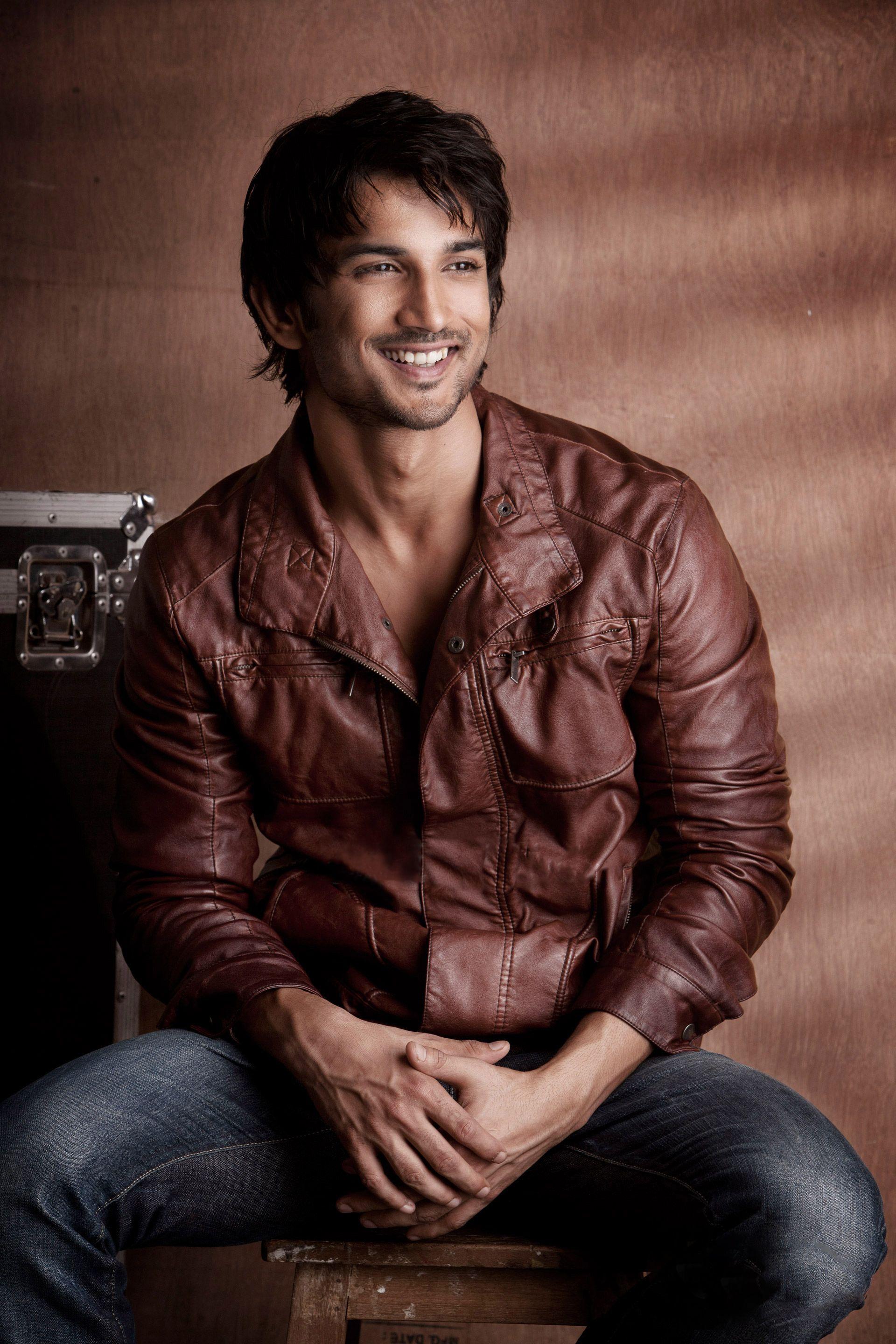 1920x2880 Sushant Singh Rajput Smiling HD Wallpaper 1024x600