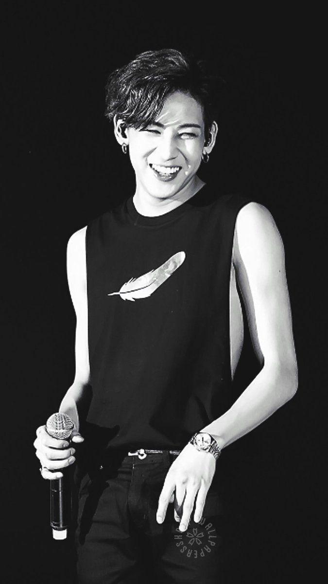 675x1200 Kpop Wallpaper