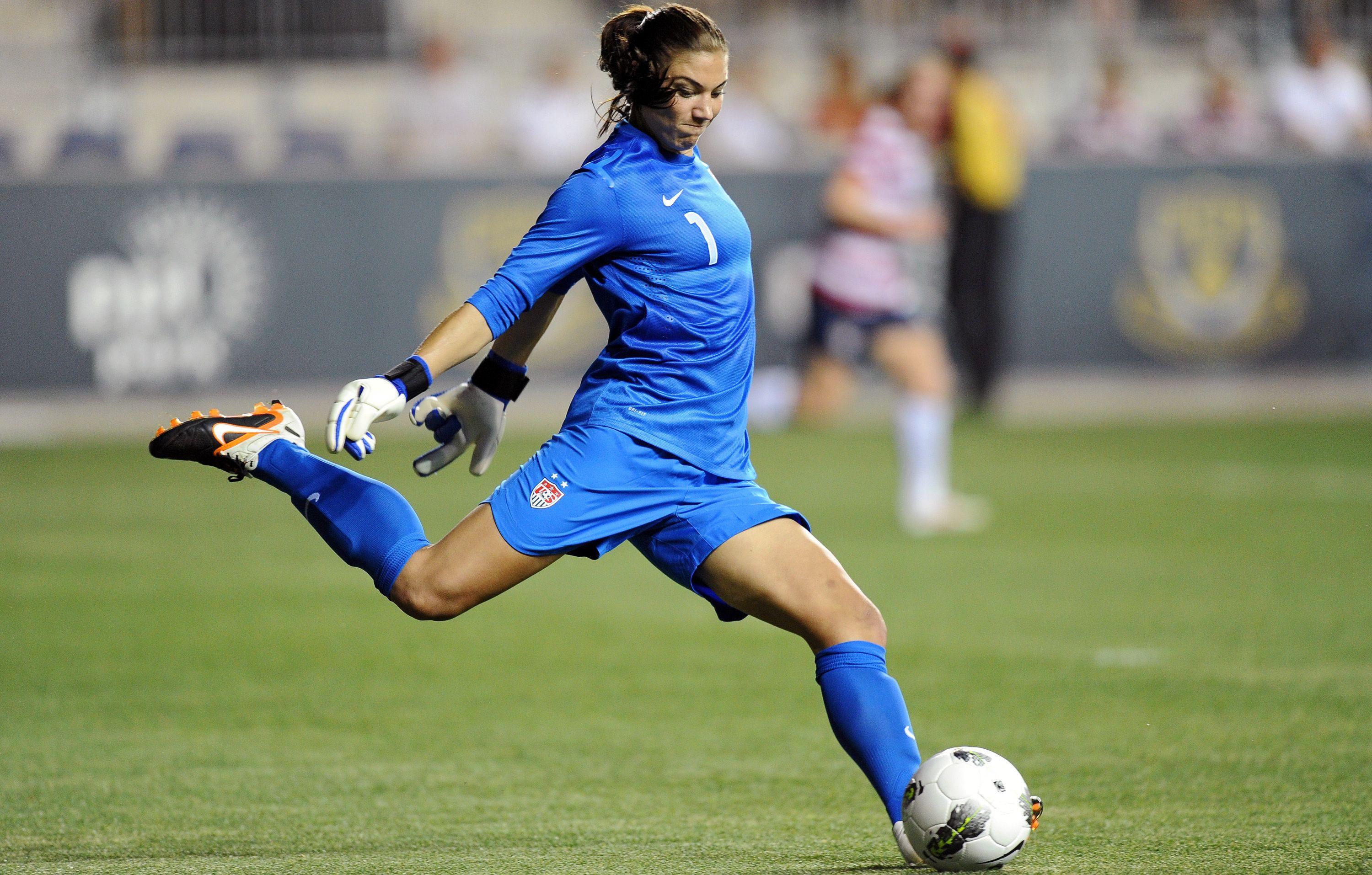 3000x1914 Hope Solo Wallpaper HD