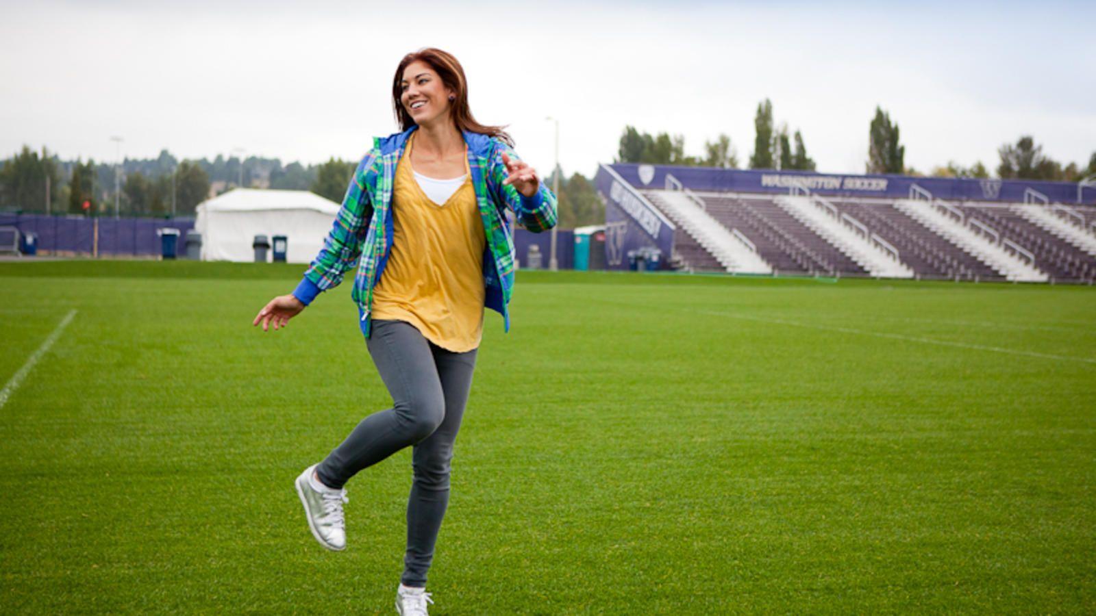 1600x900 The look of sport: Hope Solo
