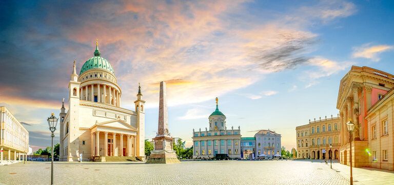 768x360 Potsdam Image