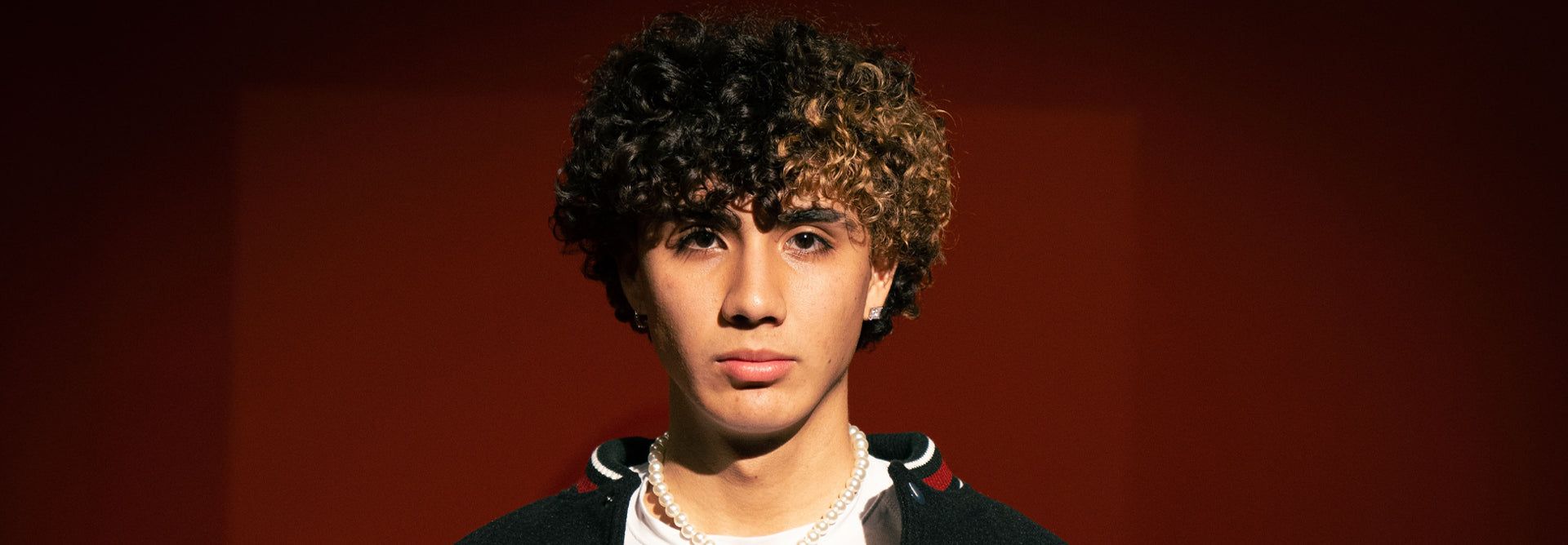 1920x668 DannyLux