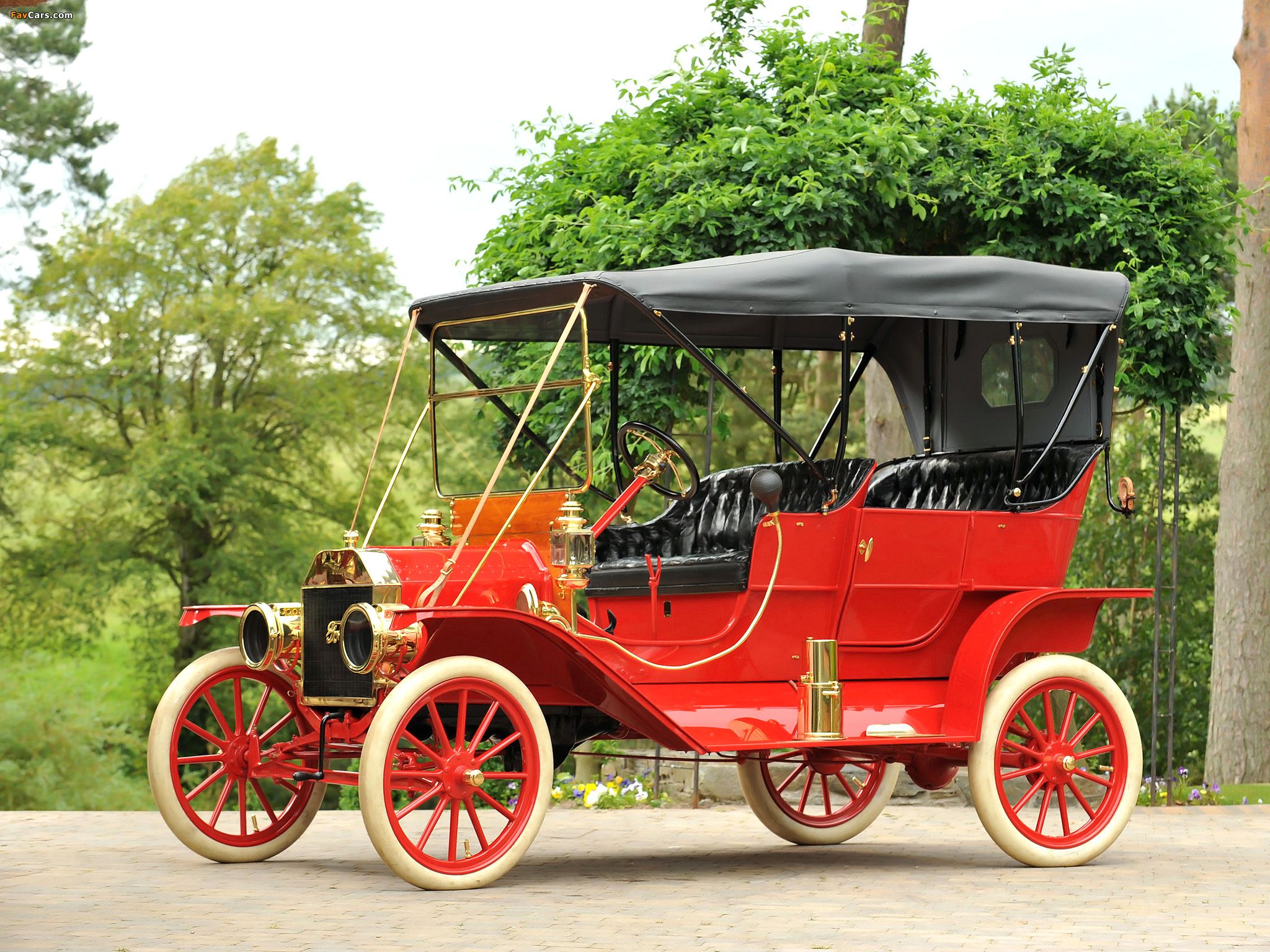 2048x1536 Ford Model T Tourer 1910 wallpaper (2048x1536)
