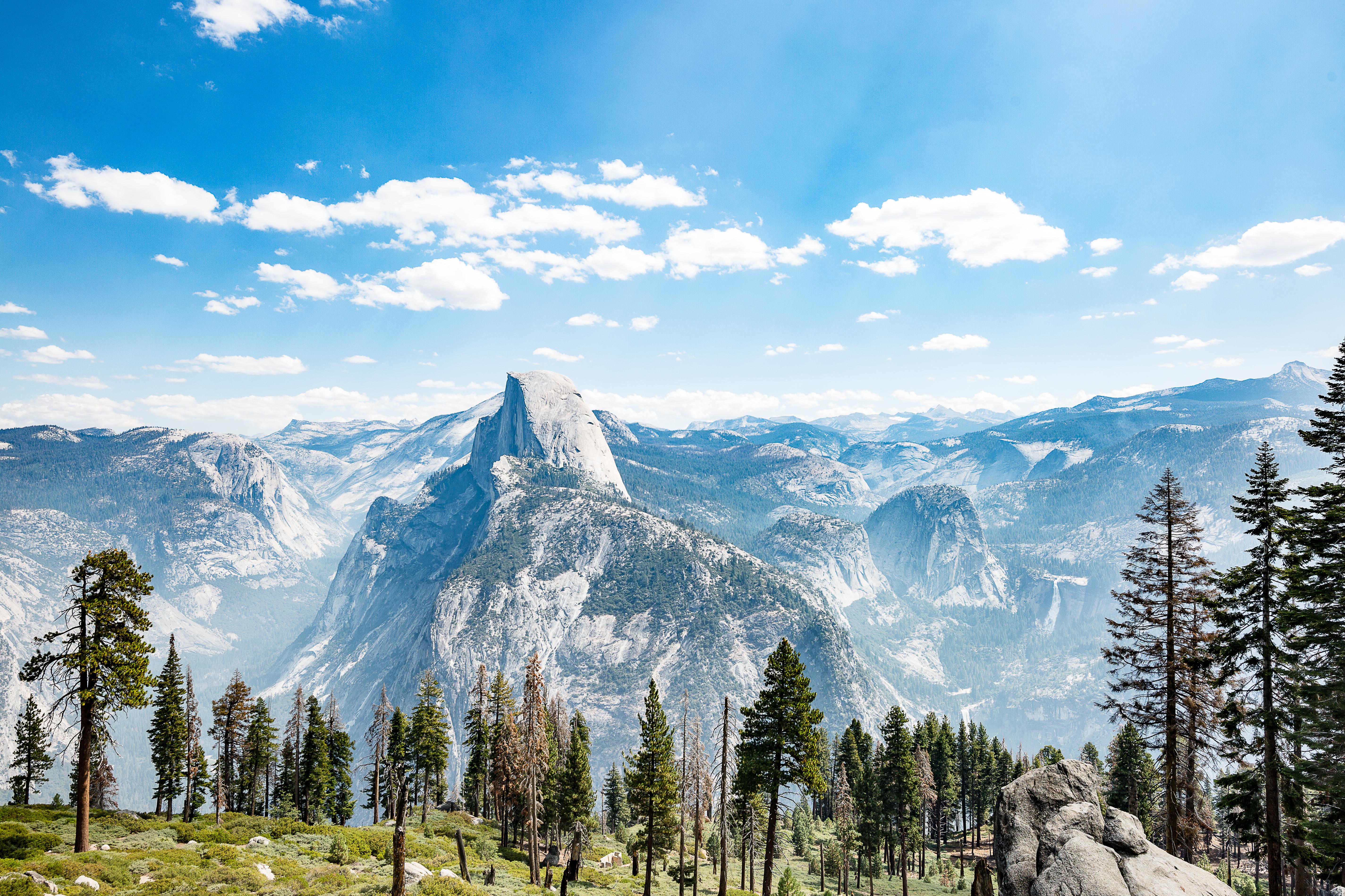5697x3798 The Best View of Yosemite National Park [5697x3798]