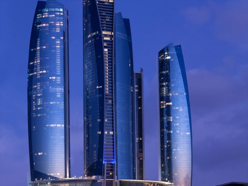 1024x768 Jumeirah at Etihad Towers Hotel in Abu Dhabi Deals, Photo