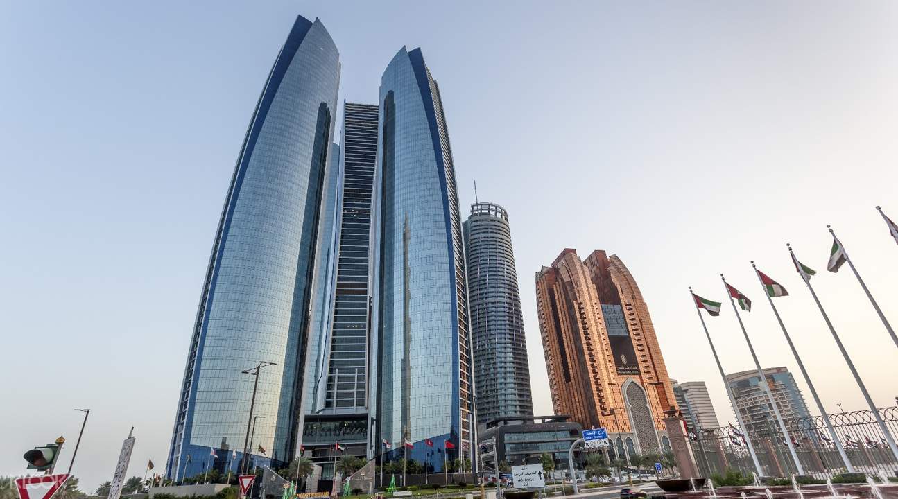 1295x720 Abu Dhabi Small Group Tour with Etihad Towers Ticket from Dubai