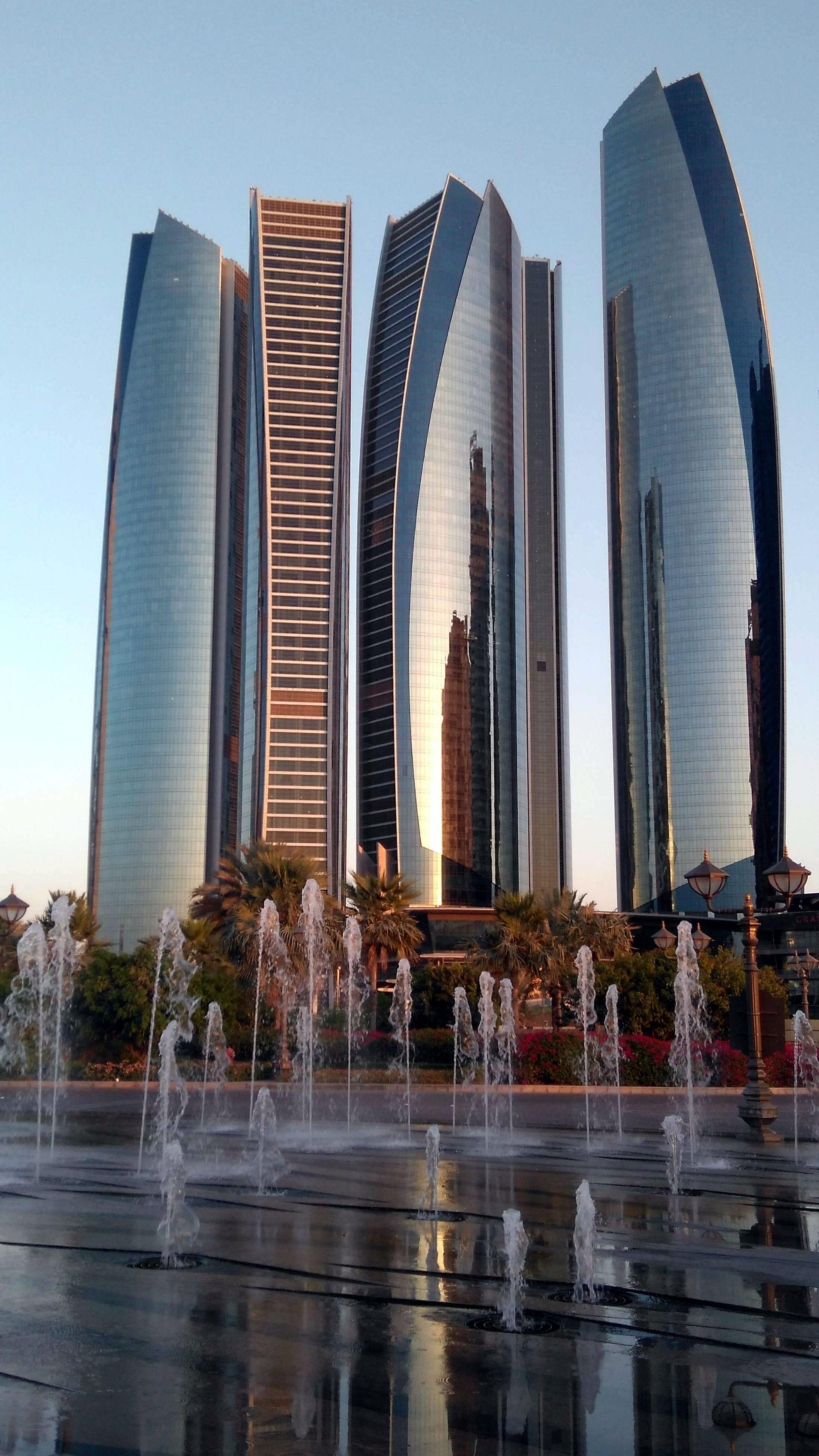 1912x3400 Etihad Towers, a photo from Abu Dhabi, West