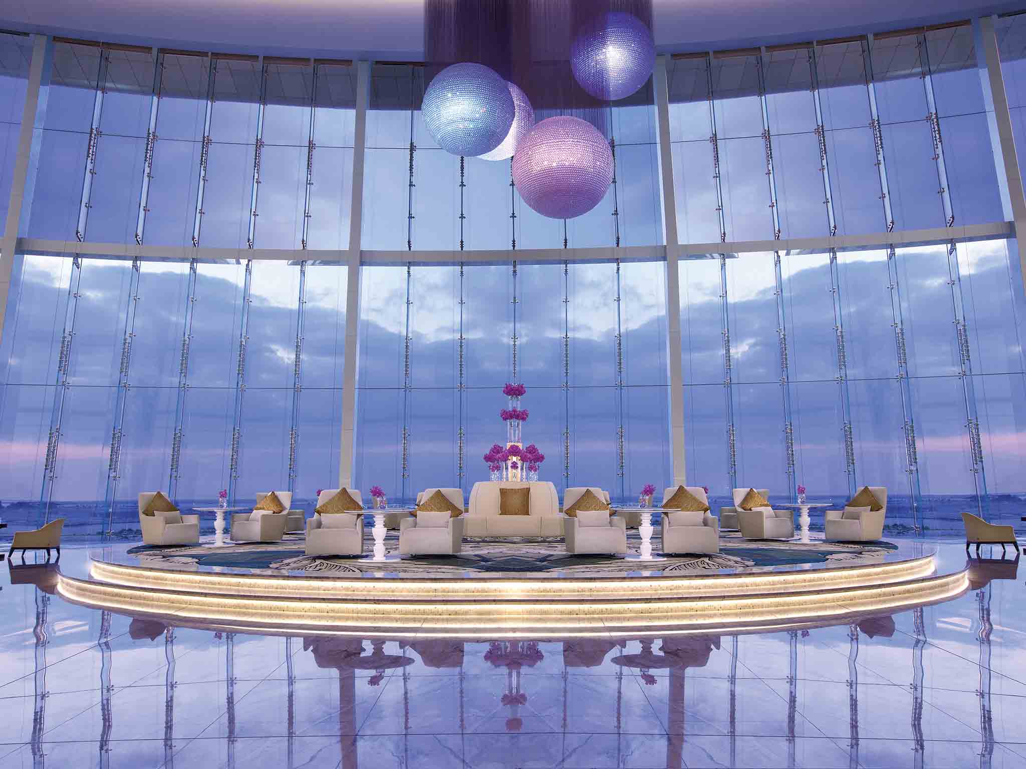 2048x1536 Jumeirah at Etihad Towers, Abu Dhabi, United Arab Emirates