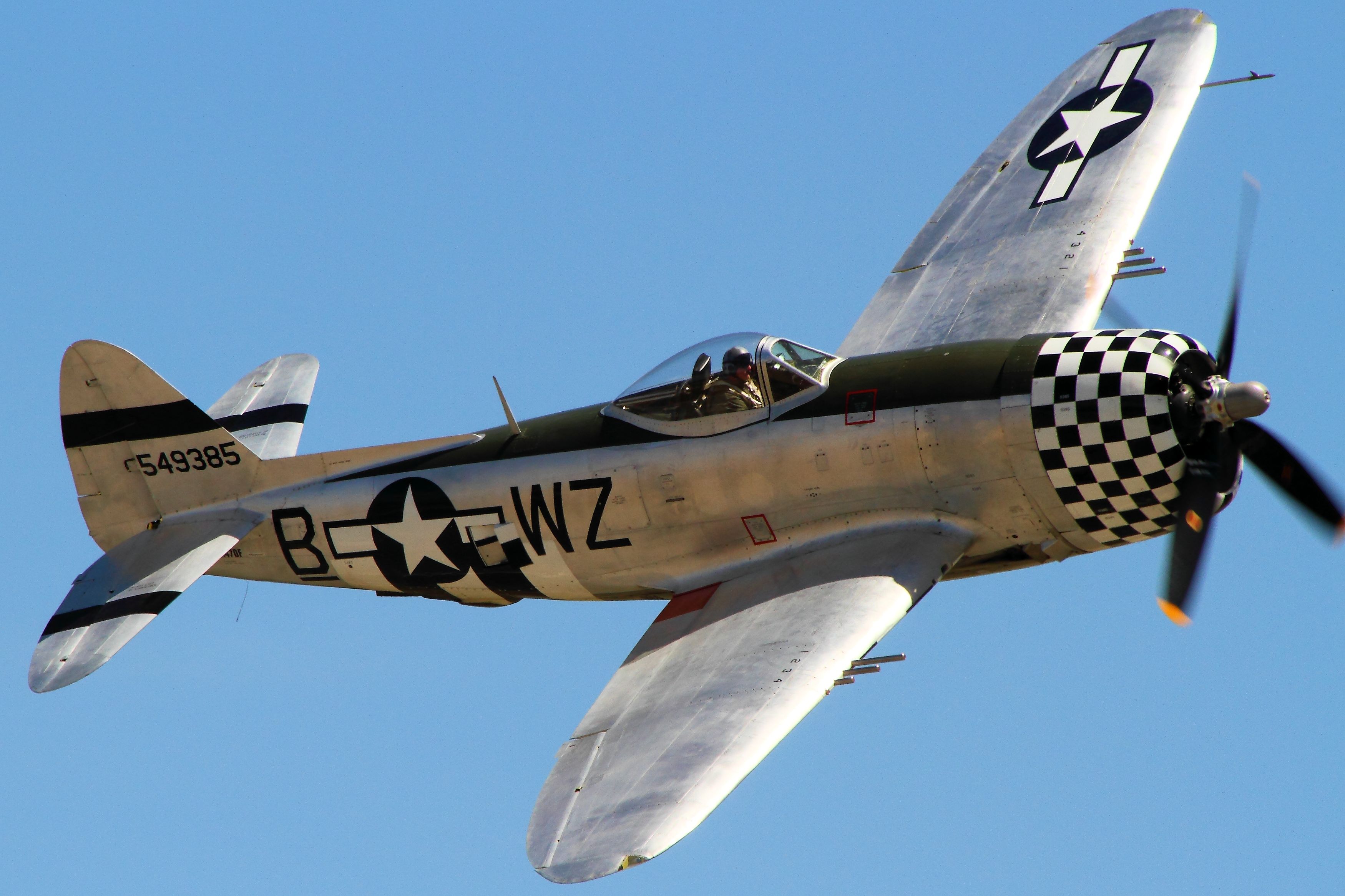 3500x2333 P47 Thunderbolt Airshow